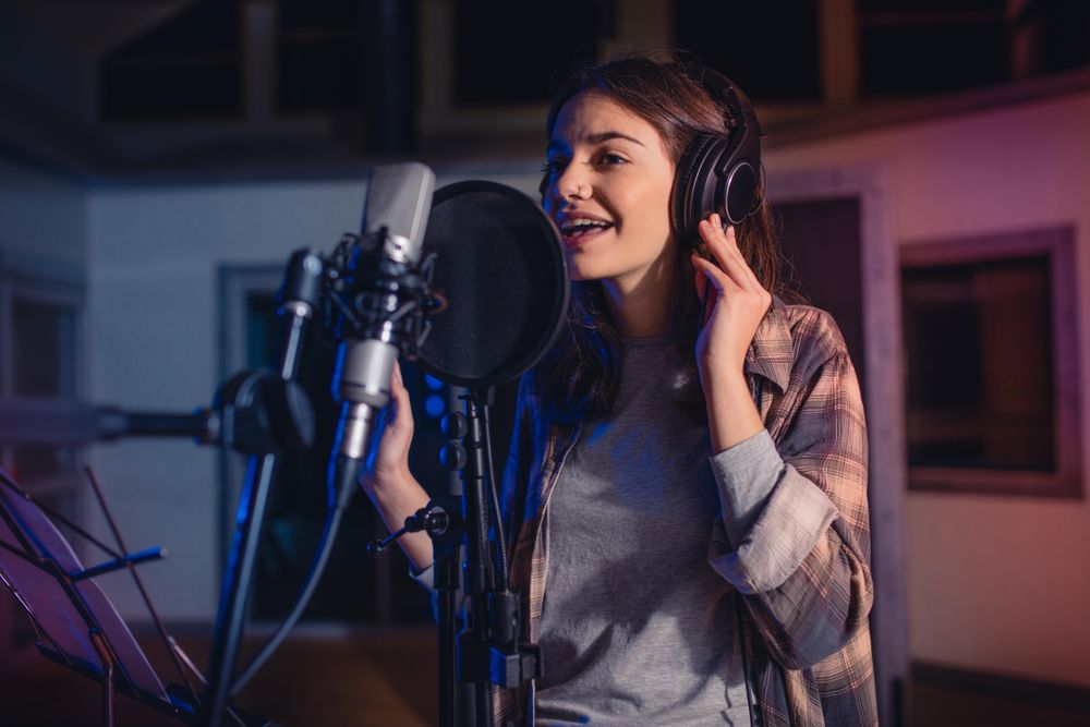 8 Things to Expect on Your First Time in a Recording Studio Chicago